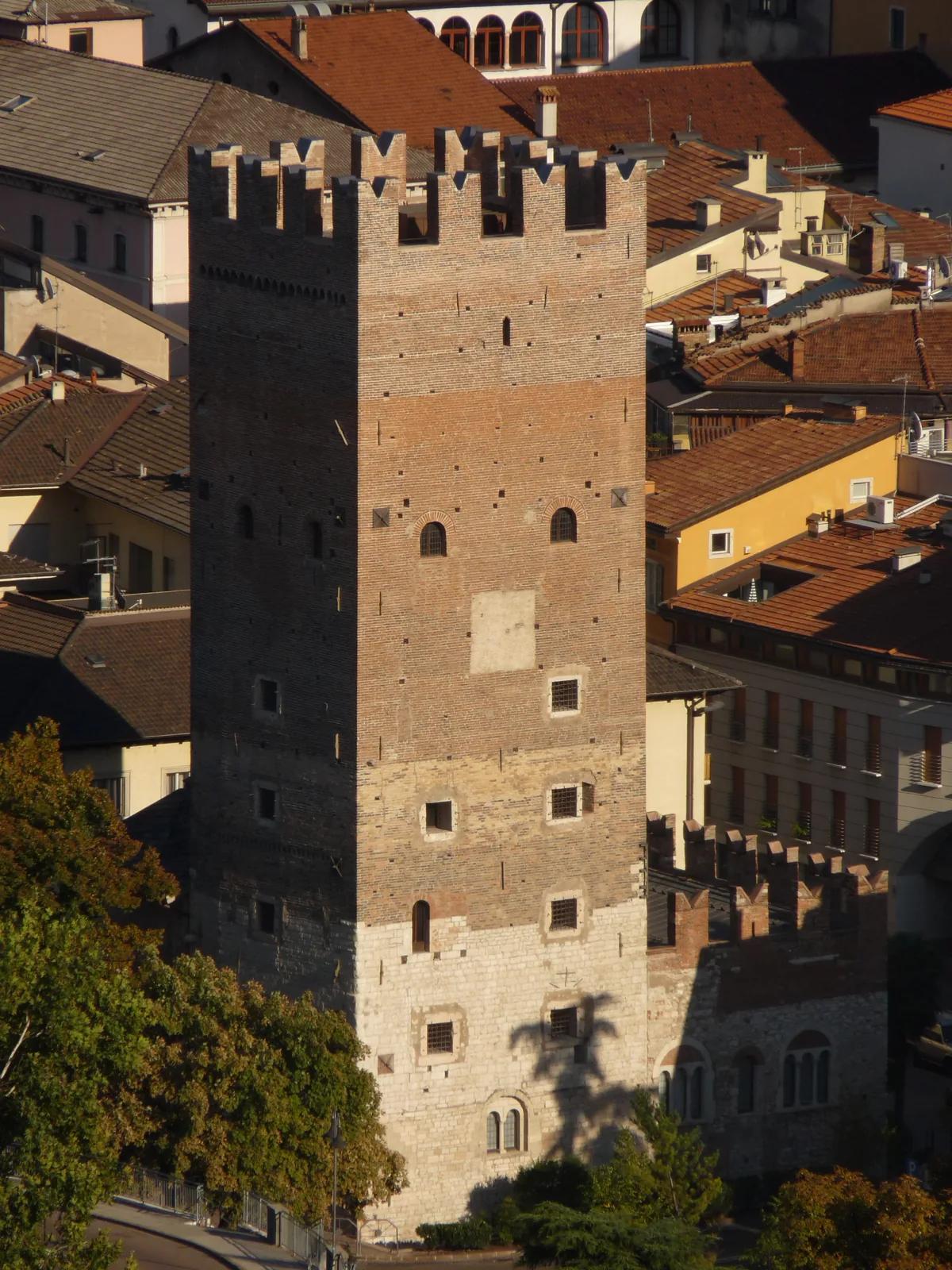 Torre Vanga
